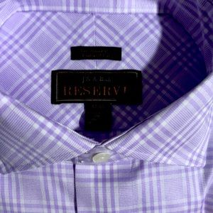 Brand new Joseph A Bank business or casual dress shirts. 17/33
